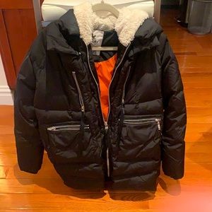 The Amazon coat Oprah made FAMOUS!